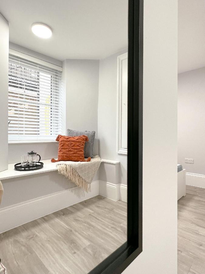 The Bohemian Basement Apartment Maidstone Luaran gambar