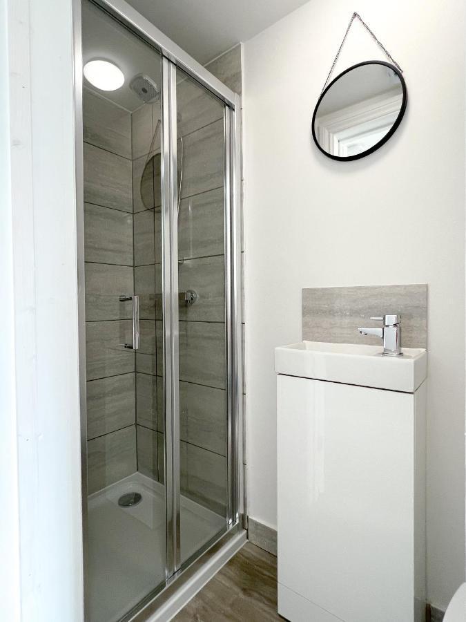The Bohemian Basement Apartment Maidstone Luaran gambar